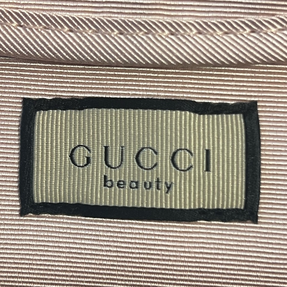 Gucci Pink Satin Chain Crossbody with Pom Pom Charm - Picture 4 of 11